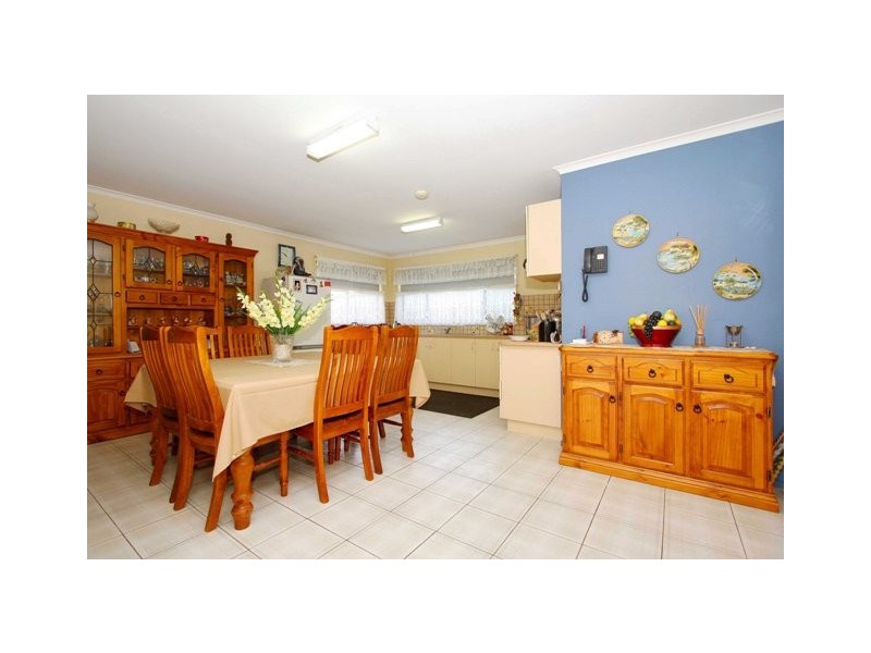 2/110 Argyle Avenue, Fawkner VIC 3060
