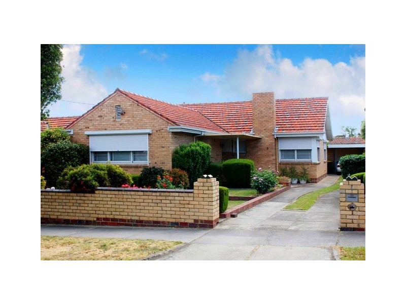 3 Army Avenue, Reservoir VIC 3073