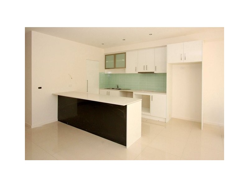 2/108 Plenty Road, Preston VIC 3072