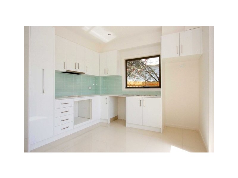 3/108 Plenty Road, Preston VIC 3072