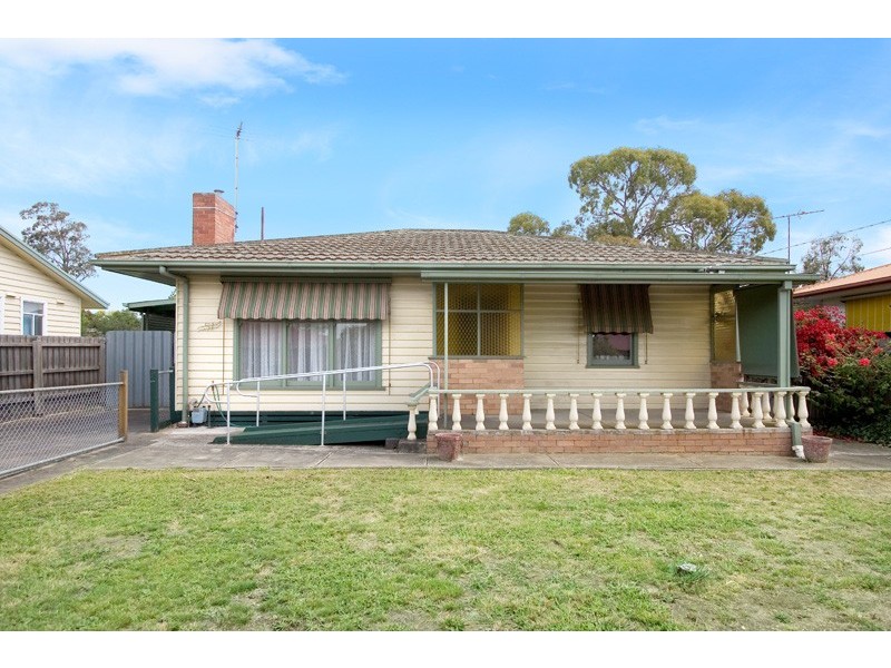 51 Whitelaw Street, Reservoir VIC 3073