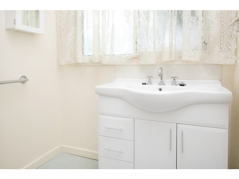 51 Whitelaw Street, Reservoir VIC 3073