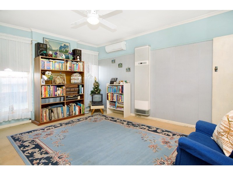 86 Boldrewood Parade, Reservoir VIC 3073