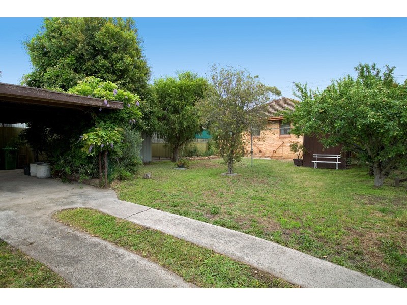 86 Boldrewood Parade, Reservoir VIC 3073