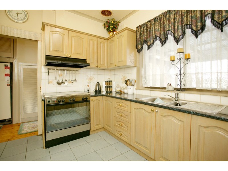 183 Broadway, Reservoir VIC 3073