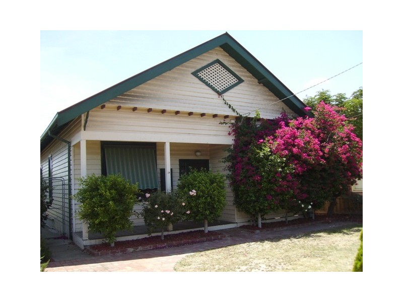 19 Byfield Street, Reservoir VIC 3073