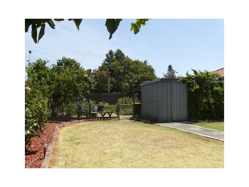 19 Byfield Street, Reservoir VIC 3073