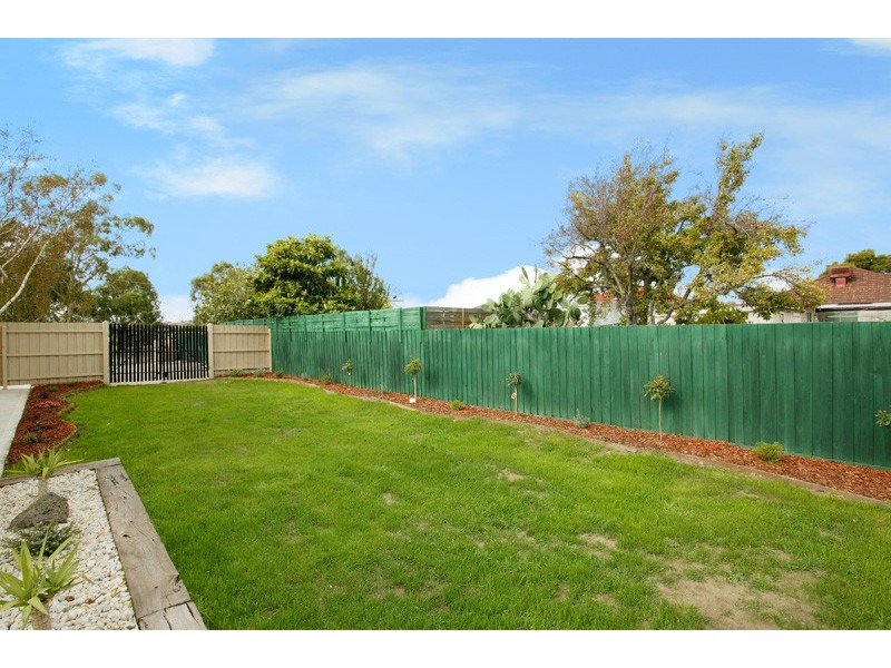 1 Beenak Street, Reservoir VIC 3073