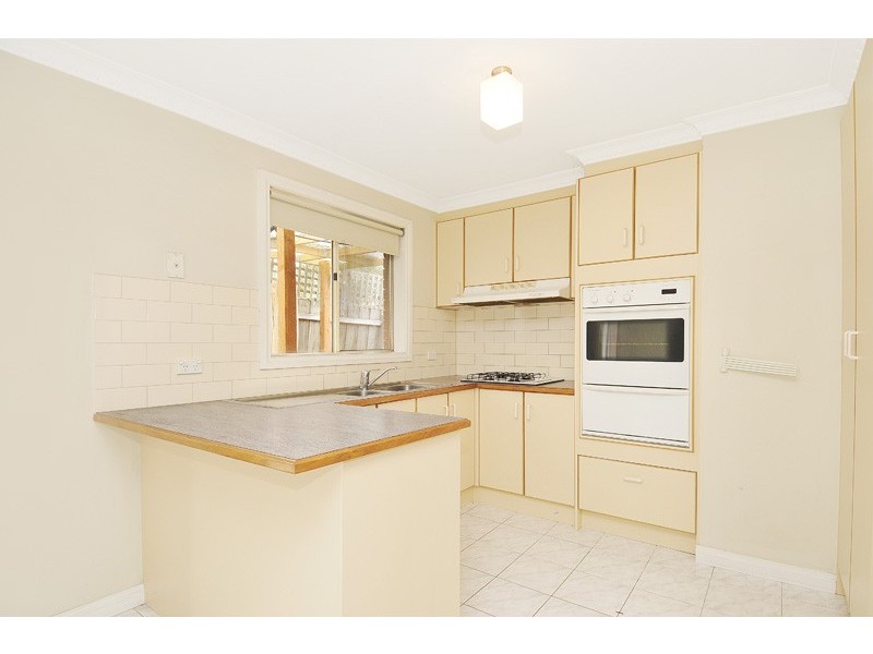 3/76B Purinuan Road, Reservoir VIC 3073