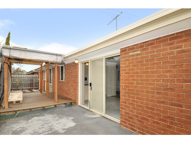 3/76B Purinuan Road, Reservoir VIC 3073