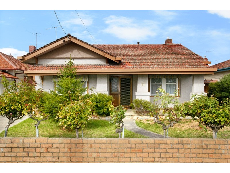 11 Bayliss Street, Preston VIC 3072