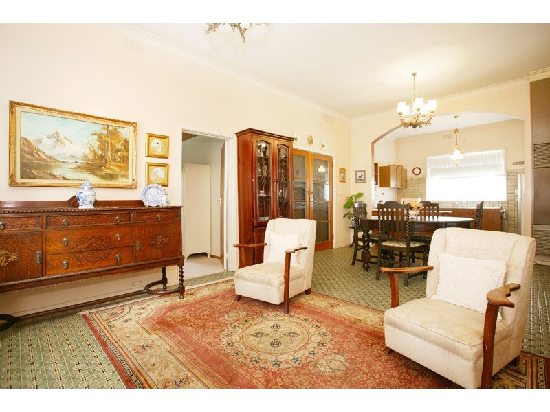 11 Bayliss Street, Preston VIC 3072