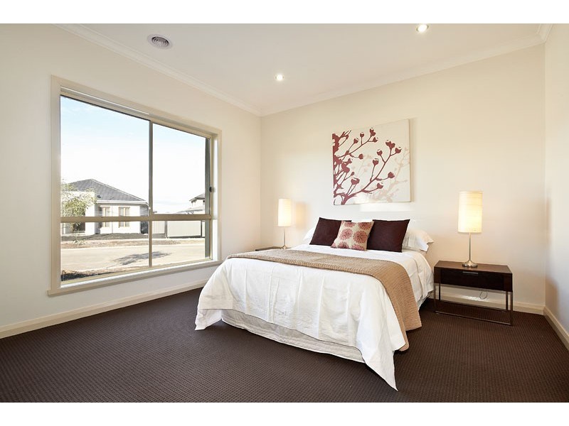 3 Meadow Street, Craigieburn VIC 3064