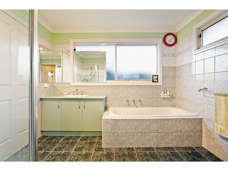 21A Ambon Street, Preston VIC 3072