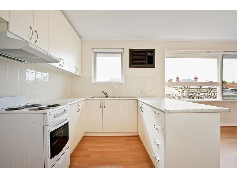 10/39 Rossmoyne Street, Thornbury VIC 3071