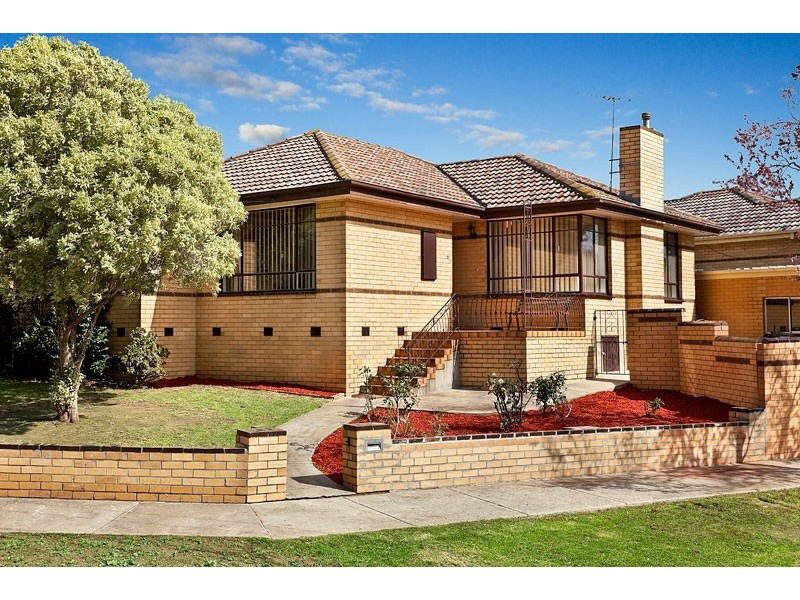 21 Ameily Crescent, Reservoir VIC 3073