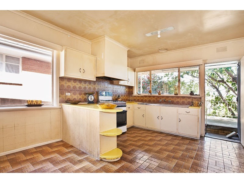 31 James Street, Preston West VIC 3072