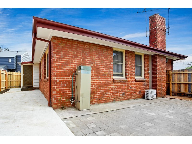 19 Laha Crescent, Preston VIC 3072