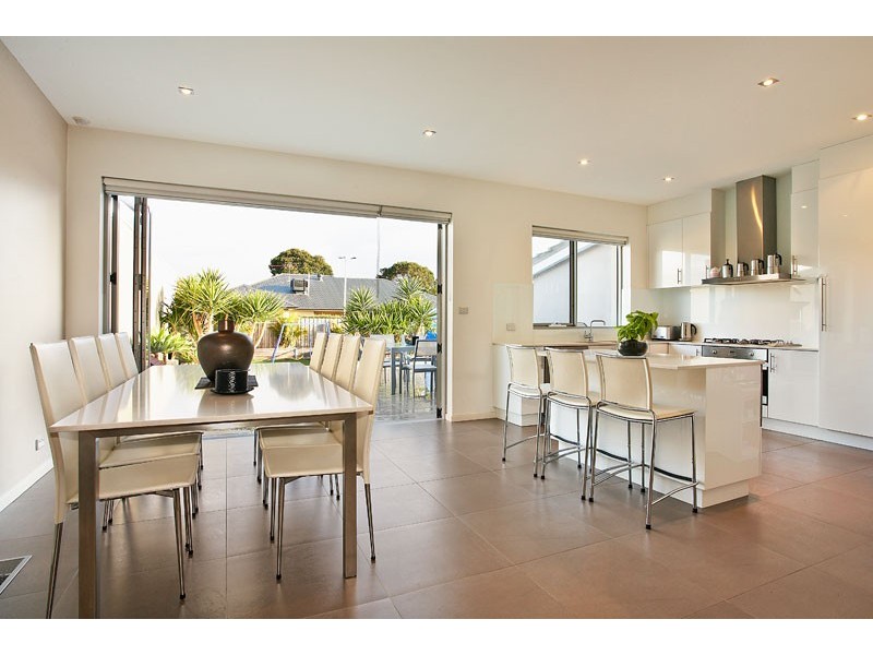 1 Academy Avenue, Reservoir VIC 3073