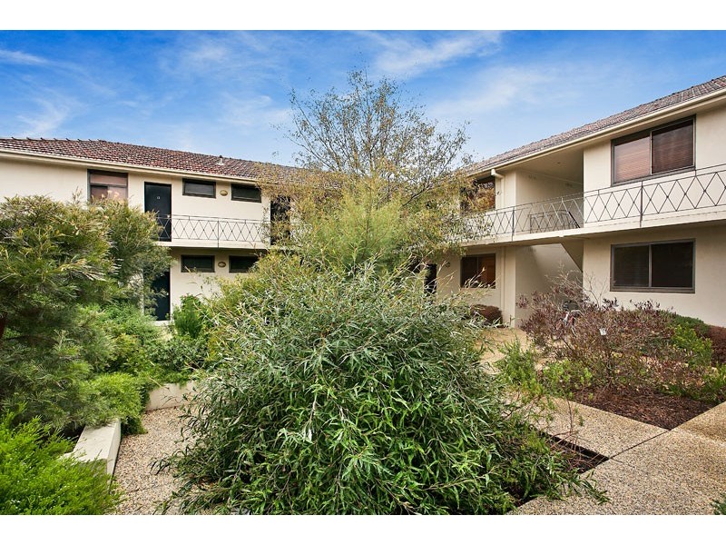 16/14 Hutton Street, Thornbury VIC 3071