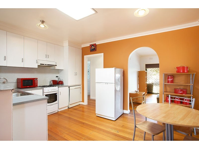 14 Walsh Street, Preston VIC 3072