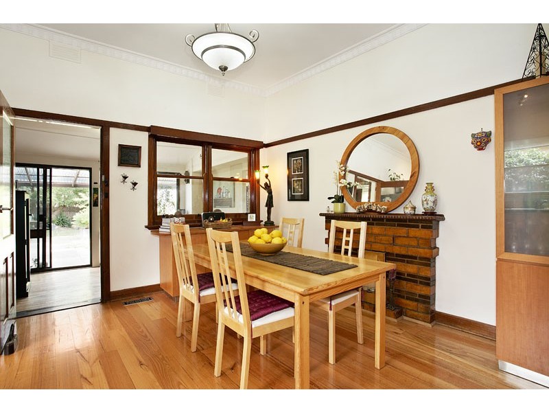 4 Palm Avenue, Reservoir VIC 3073