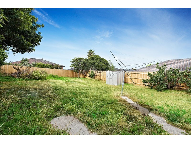 43 Laha Crescent, Preston VIC 3072