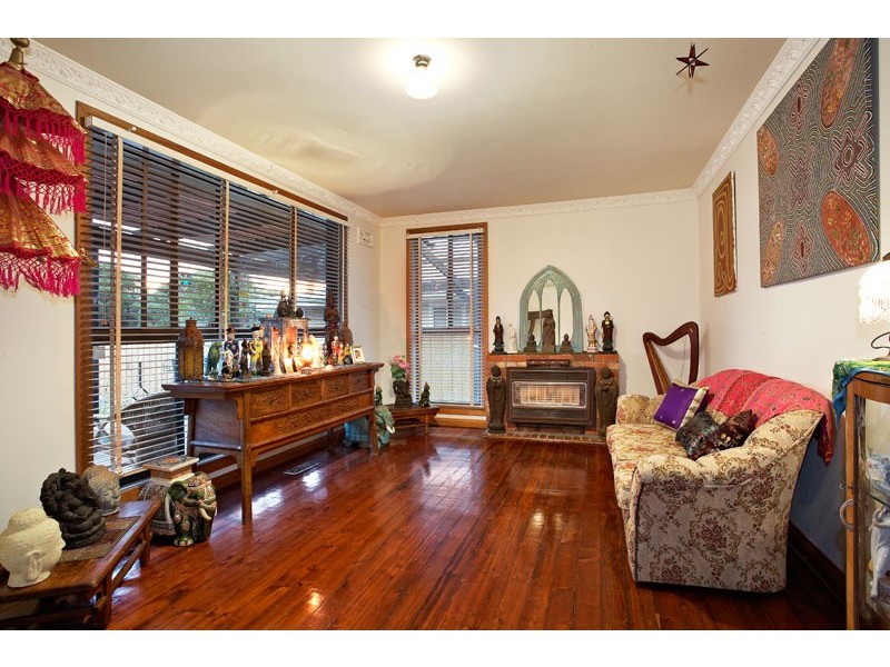 24 Barwon Avenue, Reservoir VIC 3073