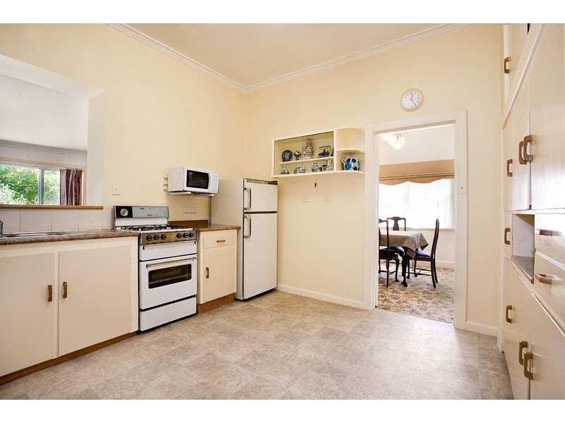 19 Tambo Avenue, Reservoir VIC 3073