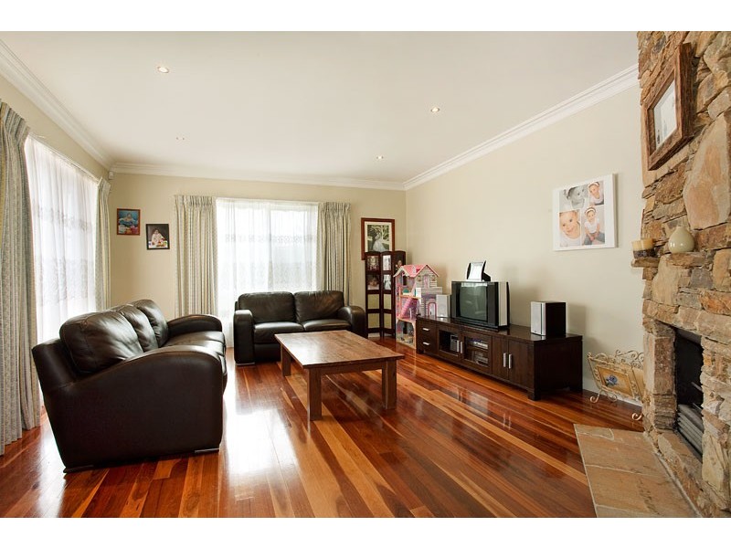 155 Mahoneys Road, Reservoir VIC 3073