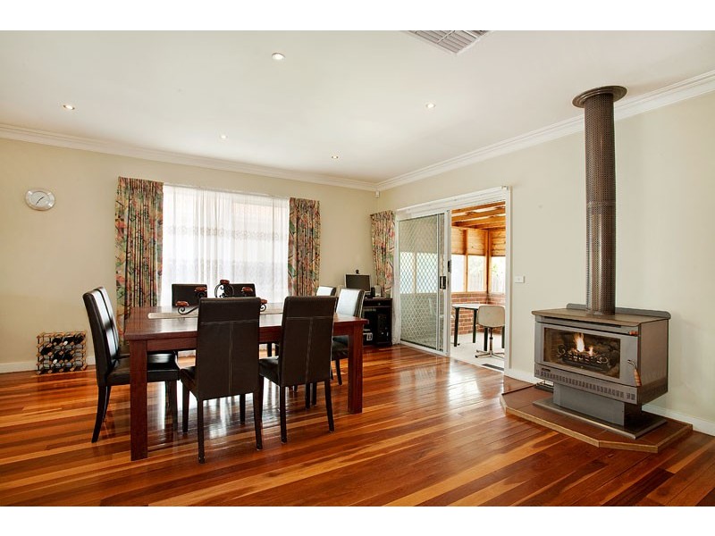 155 Mahoneys Road, Reservoir VIC 3073