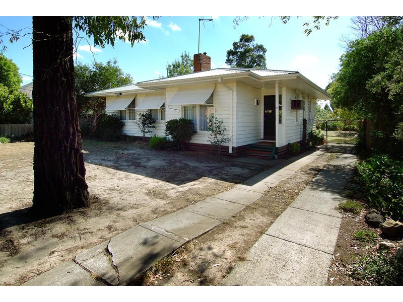 68 Strathmerton Street, Reservoir VIC 3073