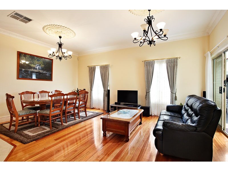 18 Pender Street, Preston VIC 3072