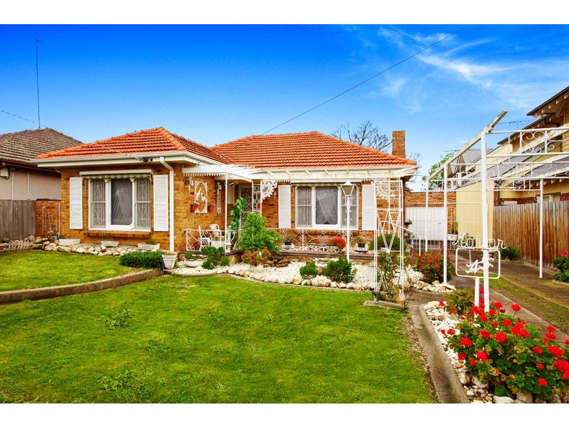 45 Lloyd Avenue, Reservoir VIC 3073