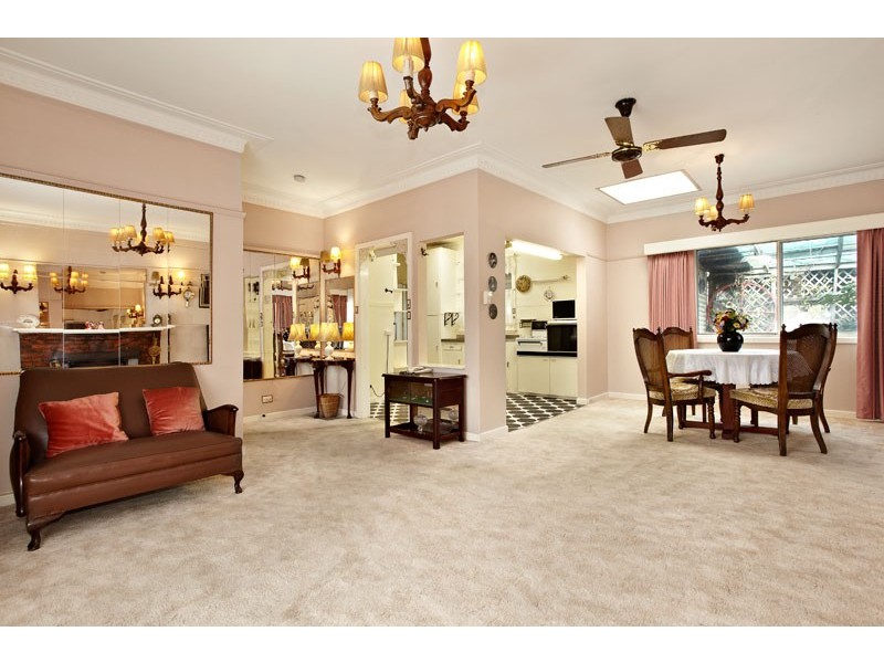 45 Lloyd Avenue, Reservoir VIC 3073