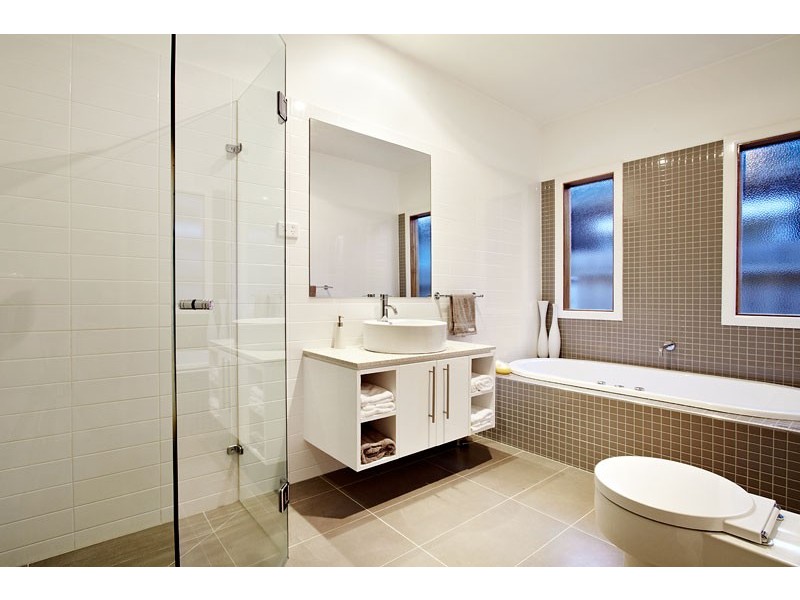 47 Wattle Grove, Reservoir VIC 3073