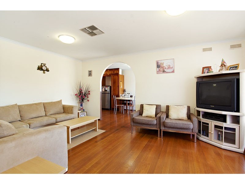 4 Fiesta Court, Thomastown VIC 3074