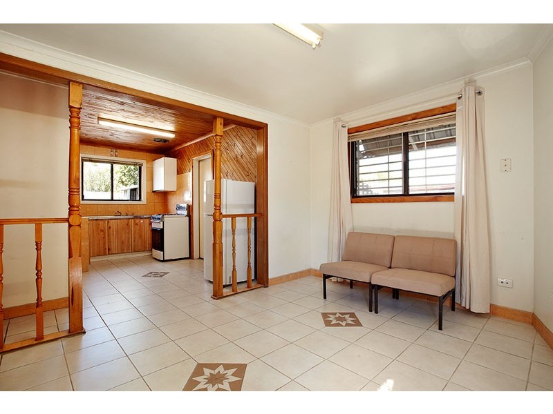 4 Fiesta Court, Thomastown VIC 3074