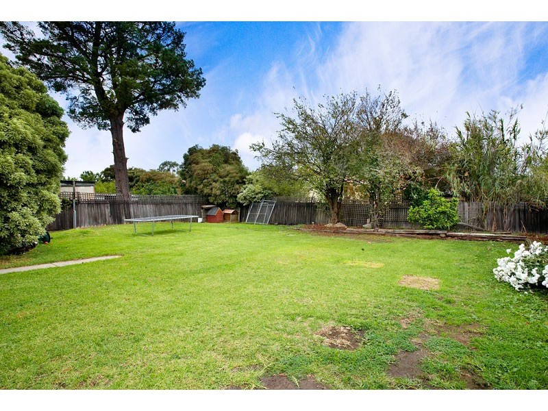 9 Smith Street, Reservoir VIC 3073