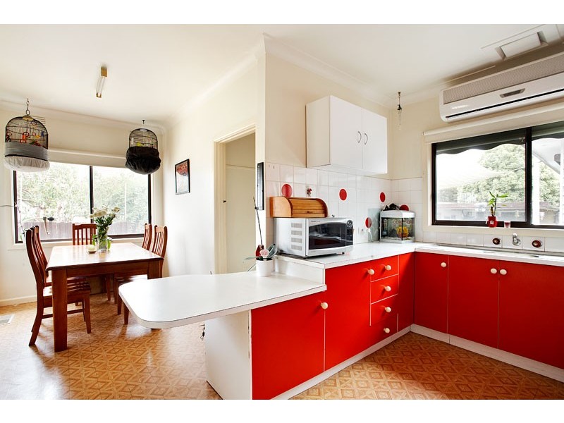 9 Smith Street, Reservoir VIC 3073