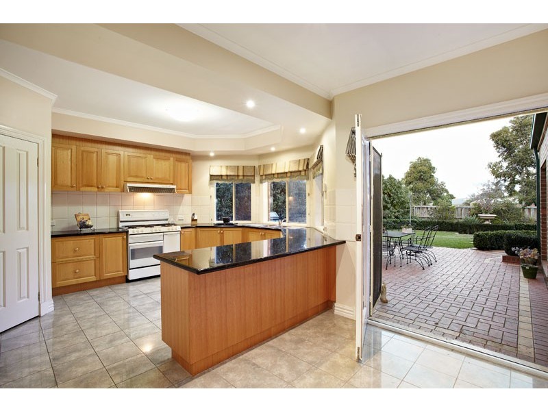 15 River Park Court, Werribee VIC 3030