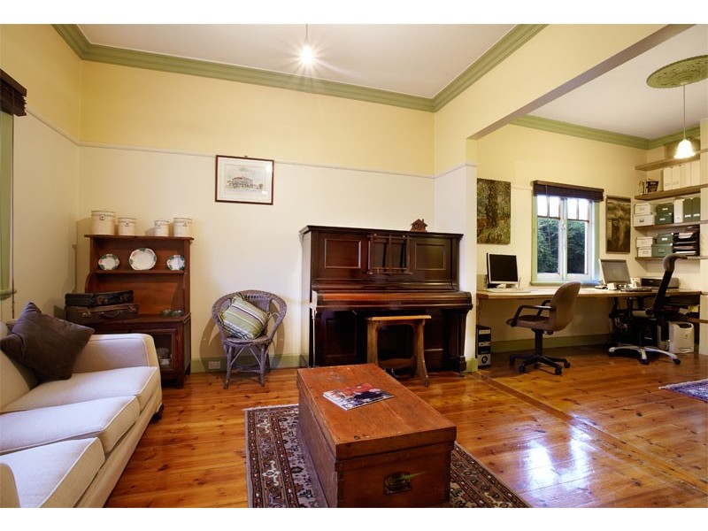 3 Hawking Street, Preston VIC 3072