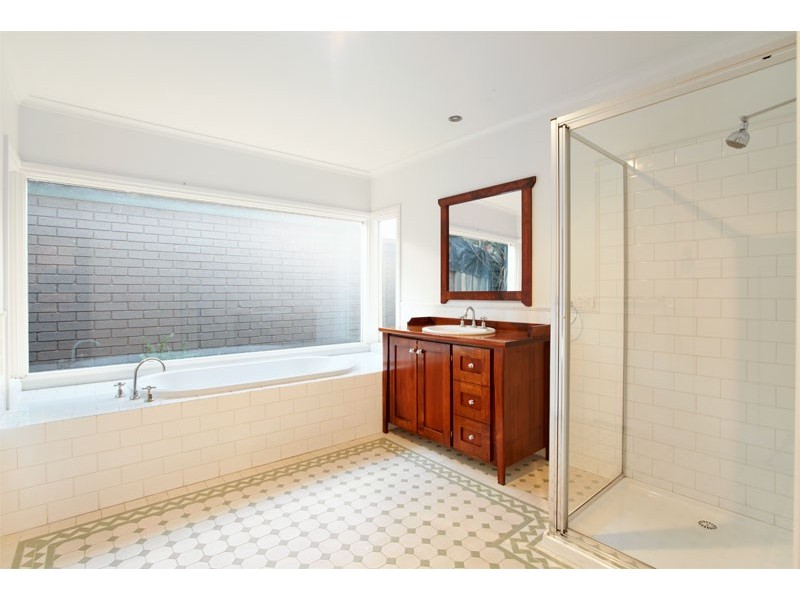 3 Hawking Street, Preston VIC 3072