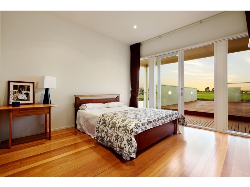 29 Panorama Way, Sanctuary Lakes VIC 3030