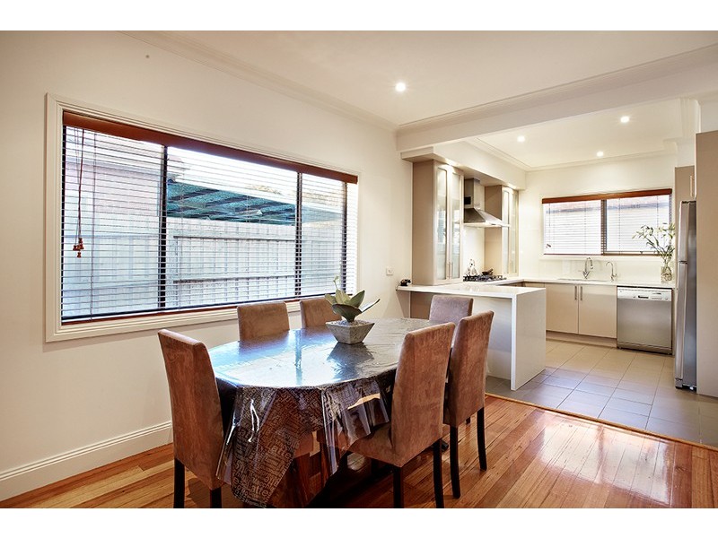 16 Emerald Street, Preston VIC 3072