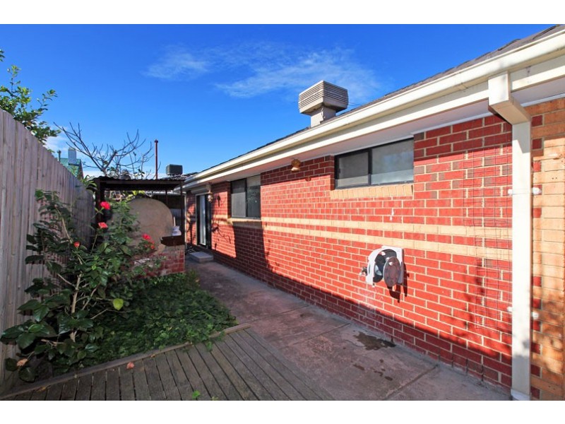 12B Gregory Grove, Preston VIC 3072