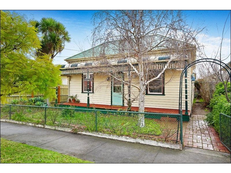 32 Pender Street, Preston VIC 3072