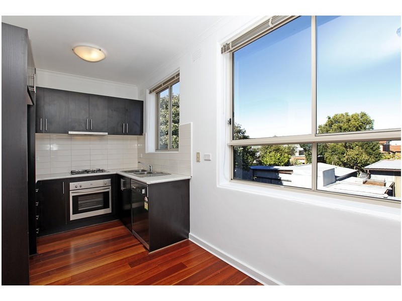 7/4 Dundas Street, Thornbury VIC 3071