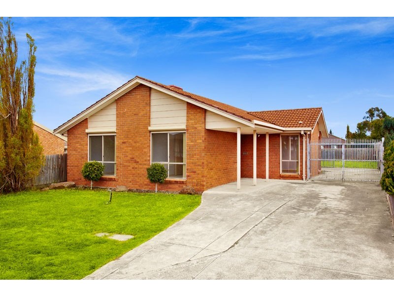 1  Hutzul Court, Delahey VIC 3037