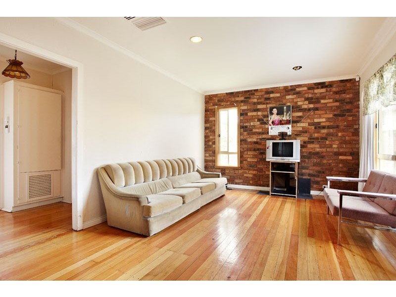 1/49 Nisbett Street, Reservoir VIC 3073